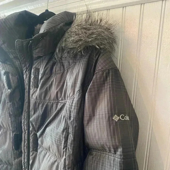 Columbia Omni Shield jacket with detachable hood - Picture 5 of 9